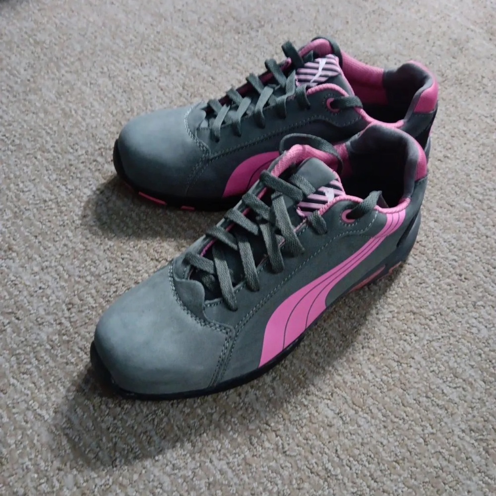 Puma. Composite toe work shoes. Ladies 9.5. Like new condition